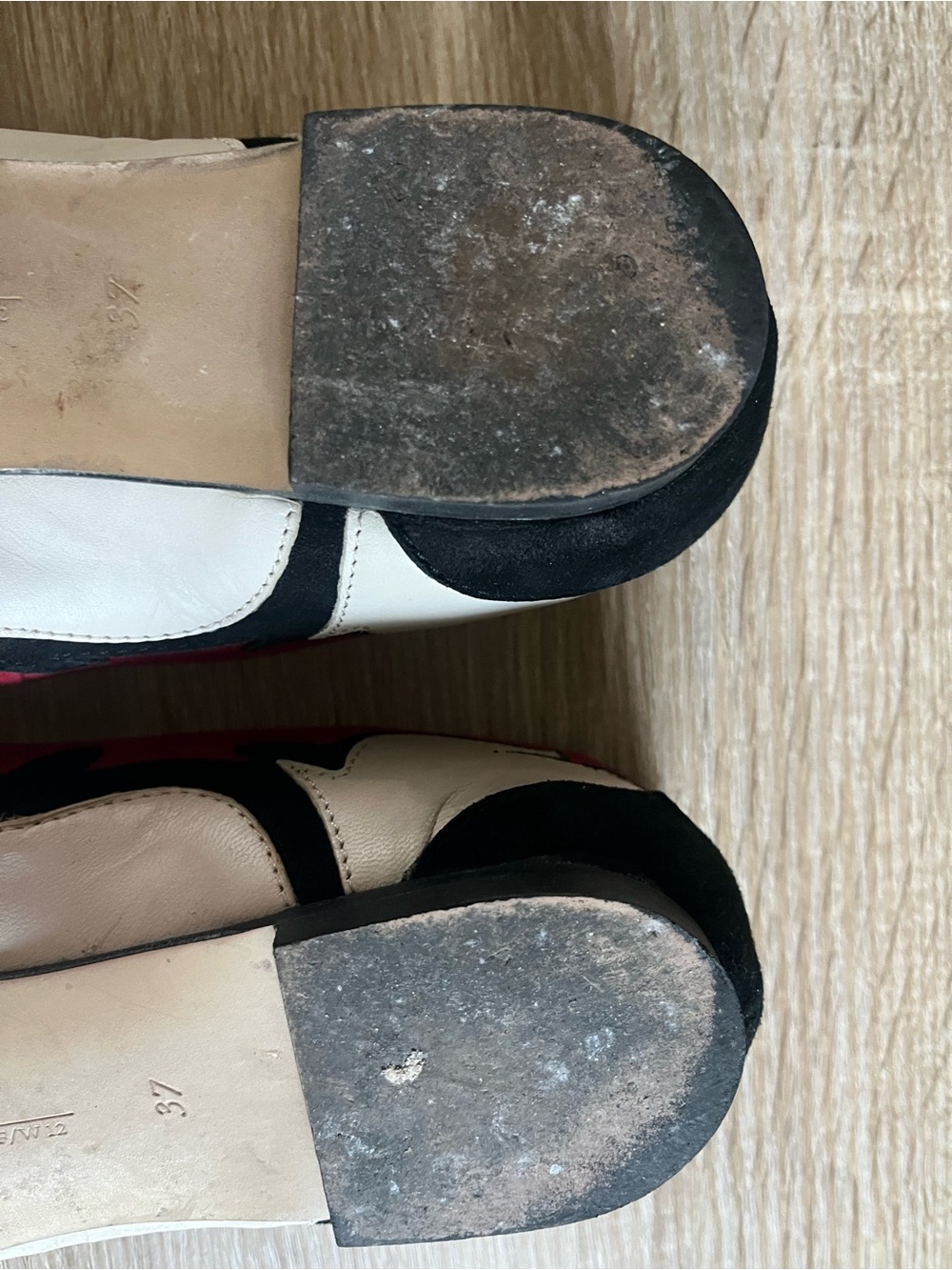 ZARA Genuine Leather Red and Black Pointed Toe Women's Flats size 37 western - Picture 9 of 11